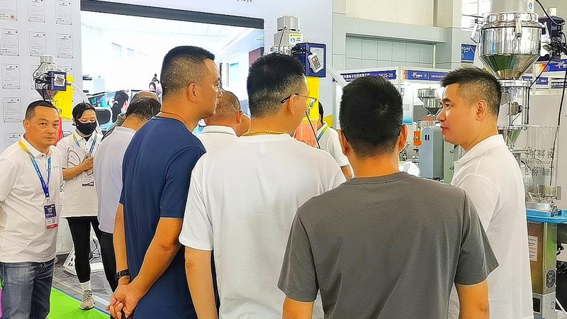 小标题：派对蛋糕尺寸的常见误解